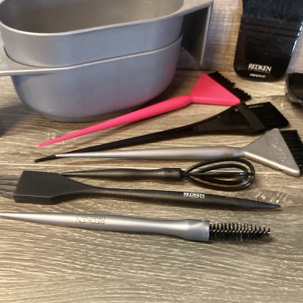 Redken Professional Haircolor Tool Combo - Picture 4 of 8